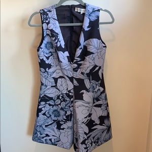 Floral Navy Keepsake Mini Dress with V-Neck - S